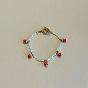 Strawberry bracelet M908